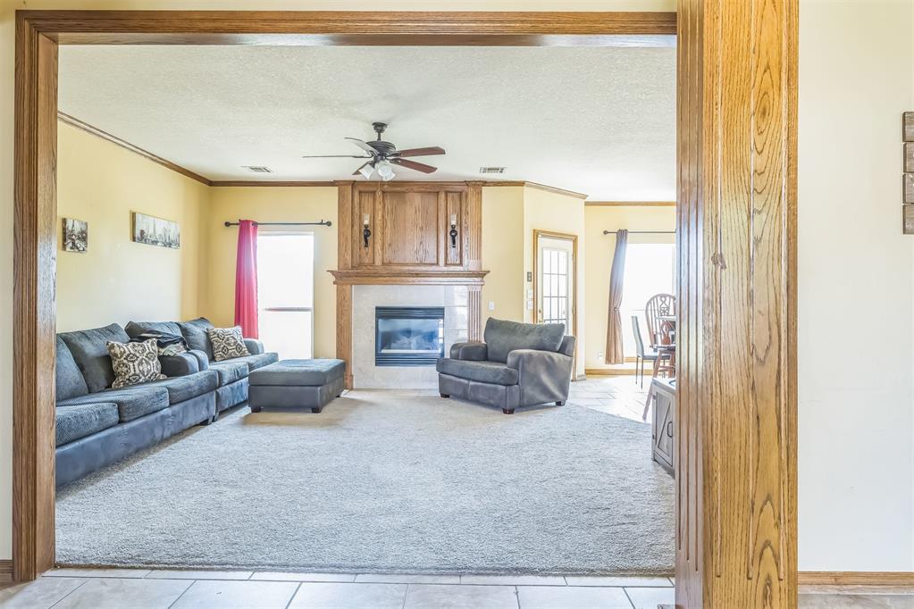 9308 S Barnes Avenue Property Photo 8