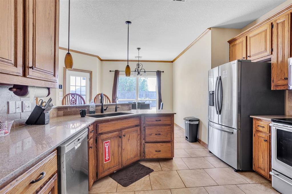 9308 S Barnes Avenue Property Photo 17
