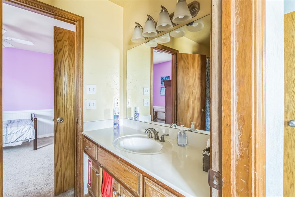 9308 S Barnes Avenue Property Photo 28