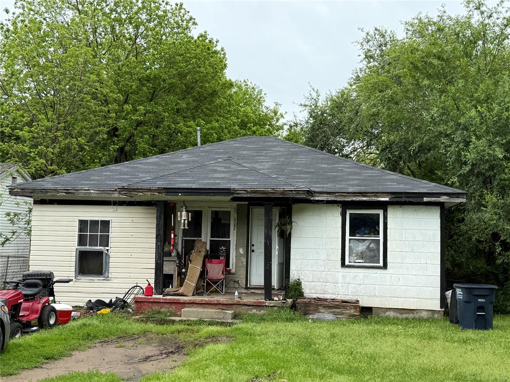 902 S Hitchite Street Property Photo