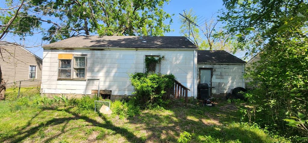 607 E 7th Avenue Property Photo 3