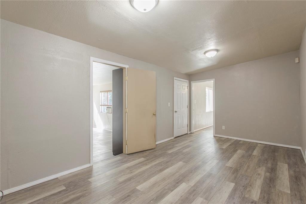 556 Sw 52nd Street Property Photo 9