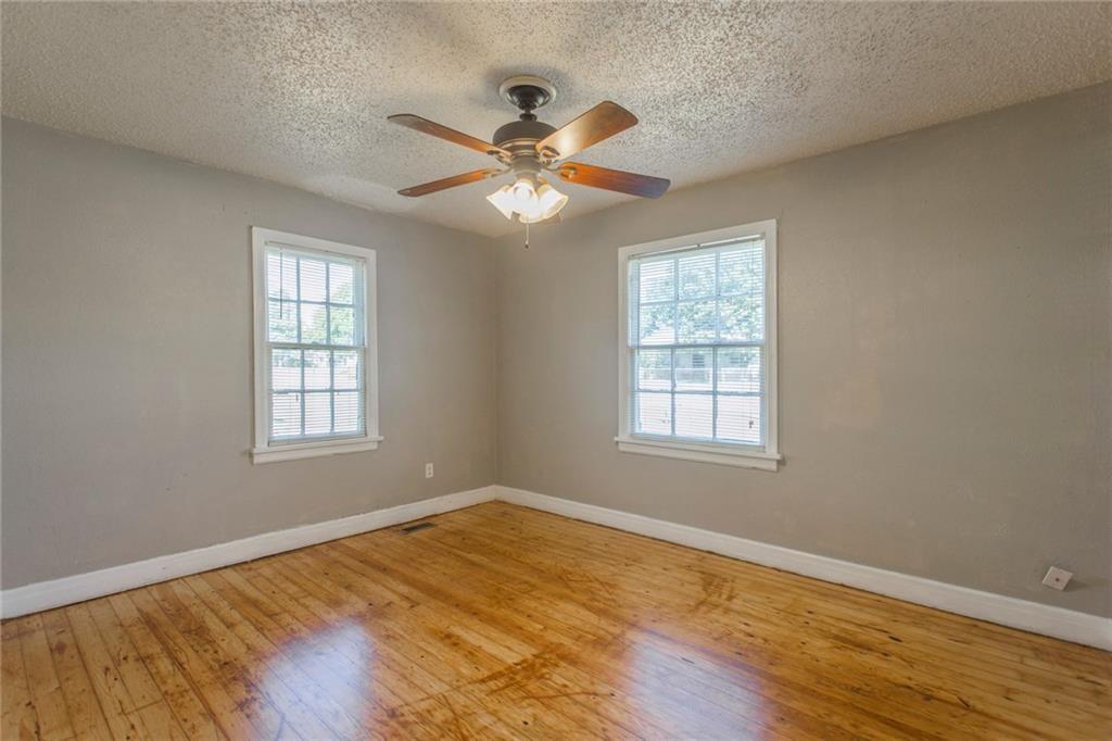 556 Sw 52nd Street Property Photo 15
