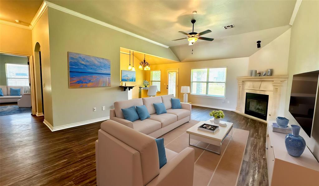 1328 Ridgeway Drive Property Photo 2