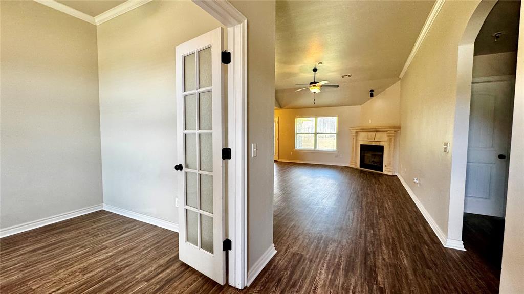 1328 Ridgeway Drive Property Photo 4