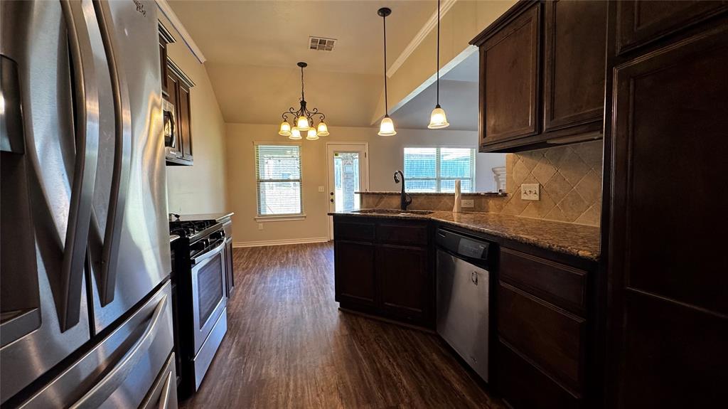 1328 Ridgeway Drive Property Photo 6