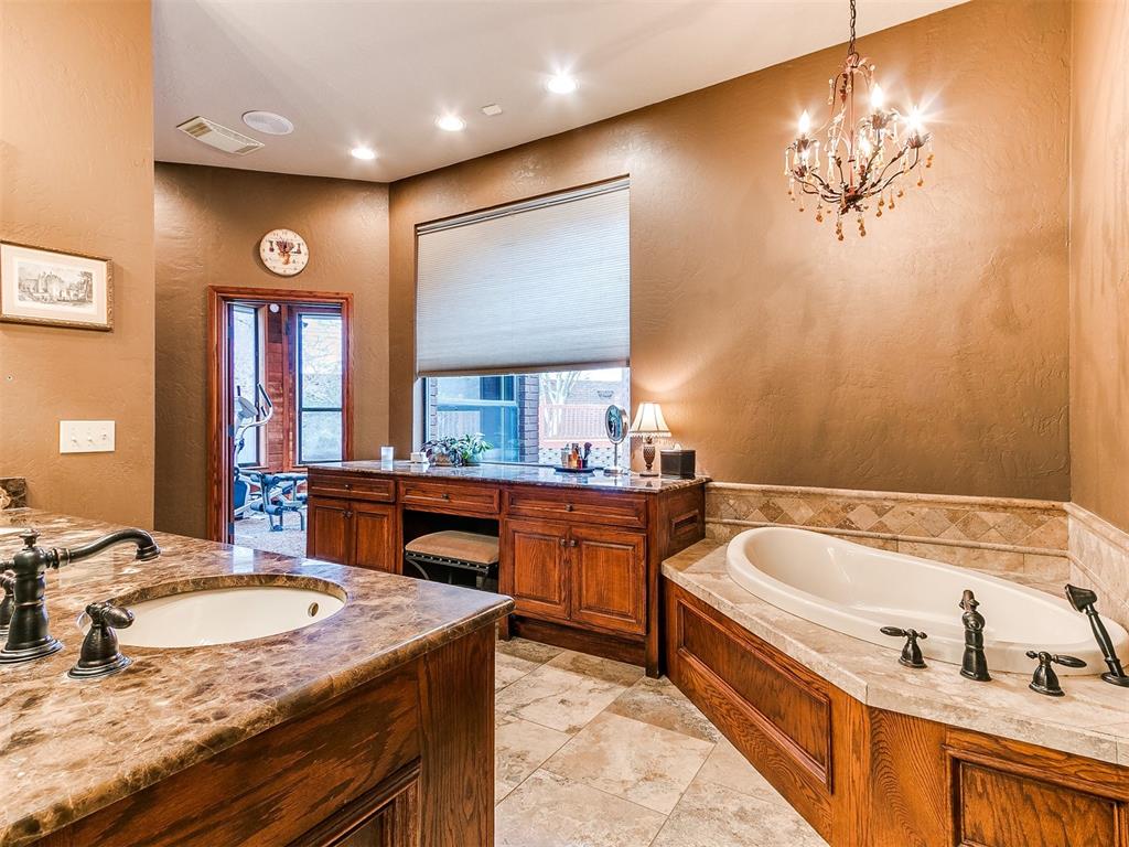 1525 Spring Creek Drive Property Photo 16