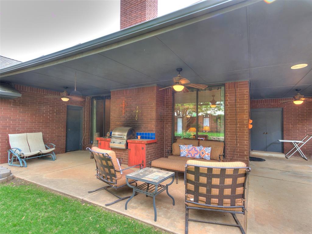 1525 Spring Creek Drive Property Photo 42