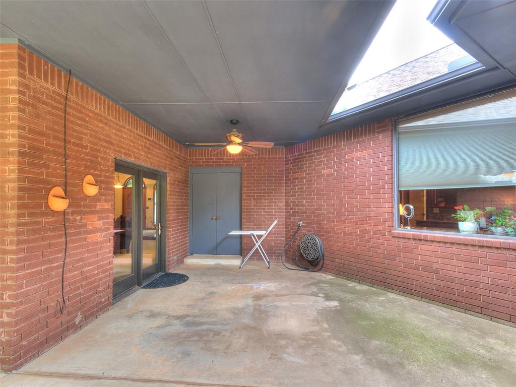 1525 Spring Creek Drive Property Photo 43