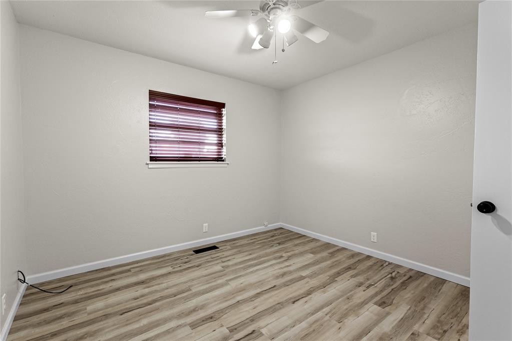 921 E Huber Avenue Property Photo 21