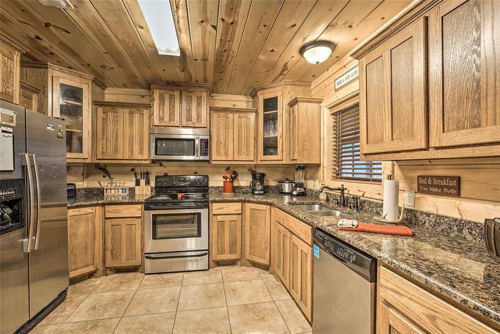 114 Willow Bend Road Property Photo 16
