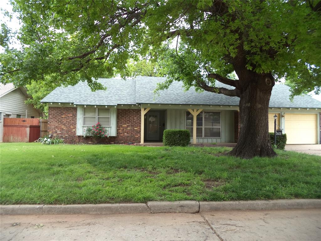 2620 Berkshire Way Property Photo