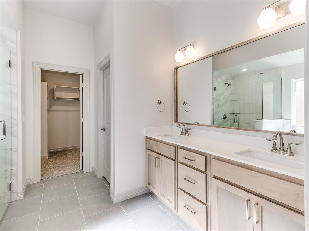 7712 Wilshire Woods Drive Property Photo 24