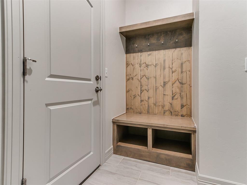 7712 Wilshire Woods Drive Property Photo 37