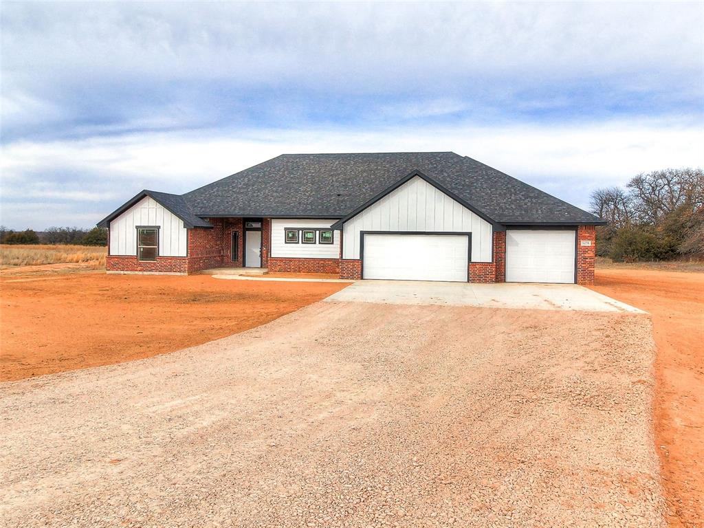 343706 Rock View Trail Property Photo 1