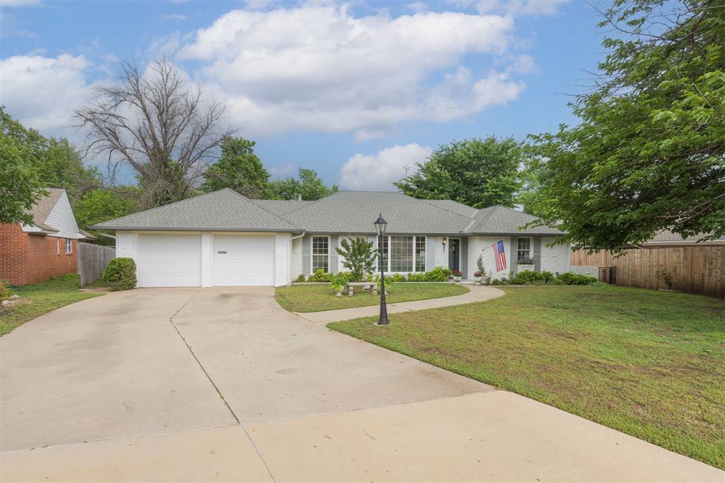 3205 Nw 54th Circle Property Photo 3