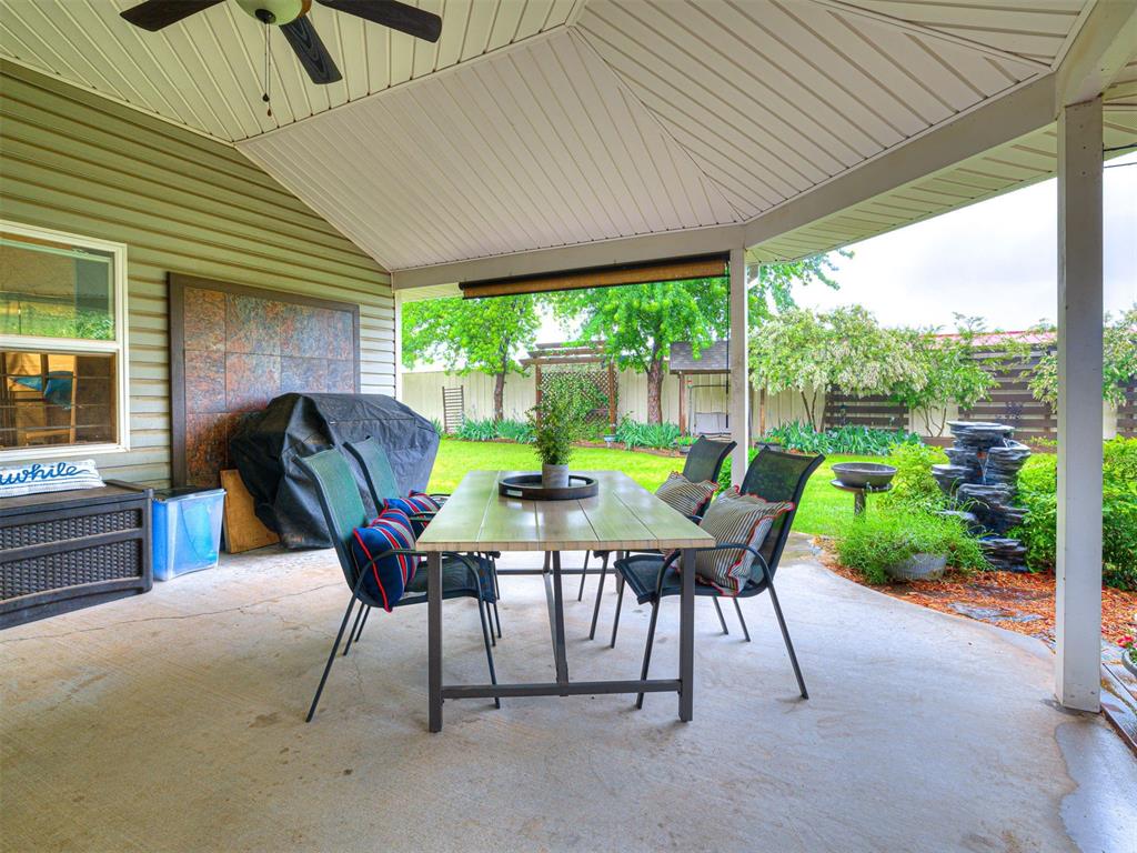 8821 S Mckinley Avenue Property Photo 36