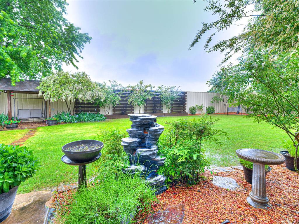 8821 S Mckinley Avenue Property Photo 37