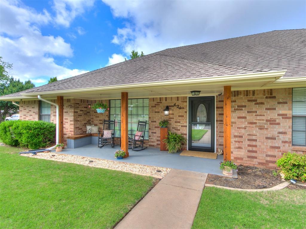 421 Albany Drive Property Photo
