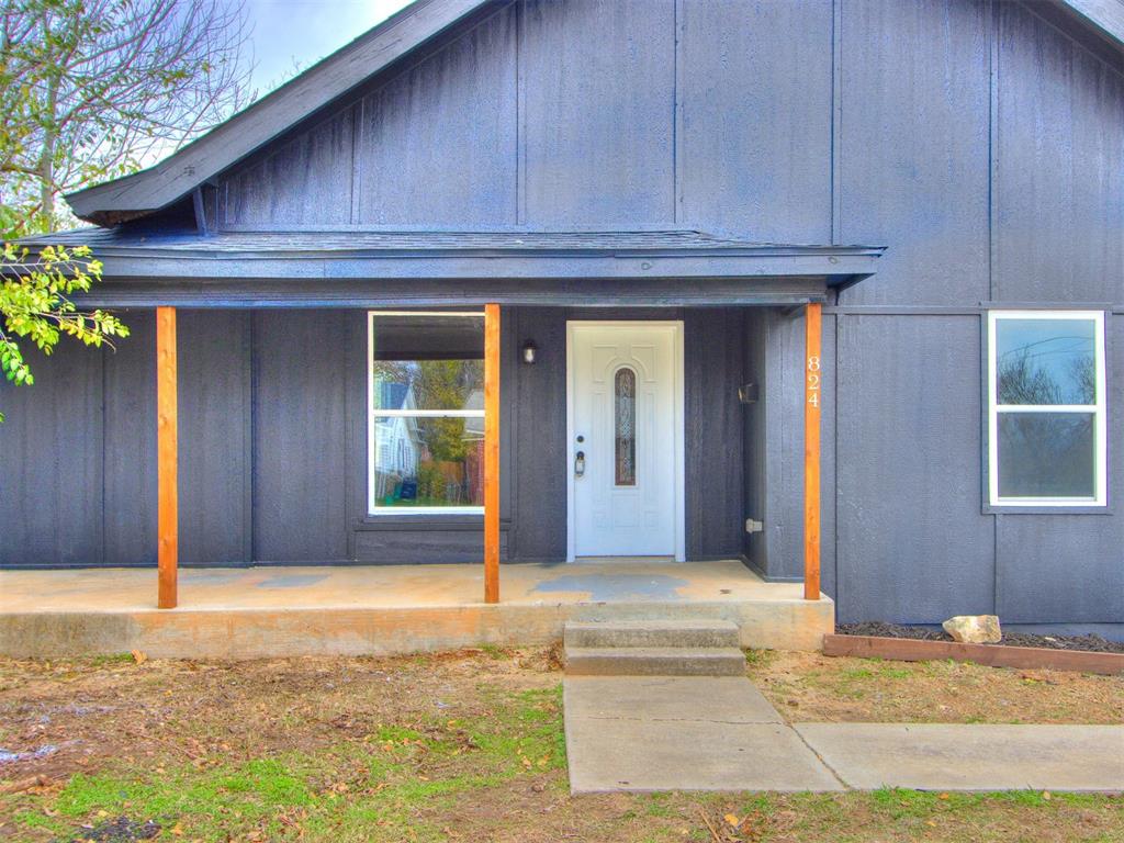 824 N Pennsylvania Avenue Property Photo