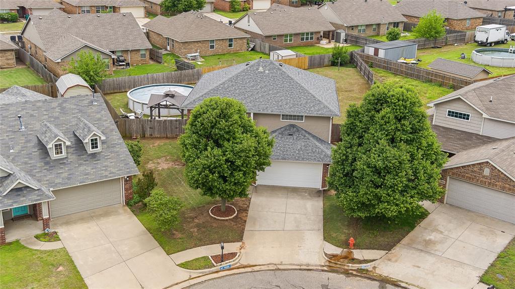 8520 Sw 44th Court Property Photo 3