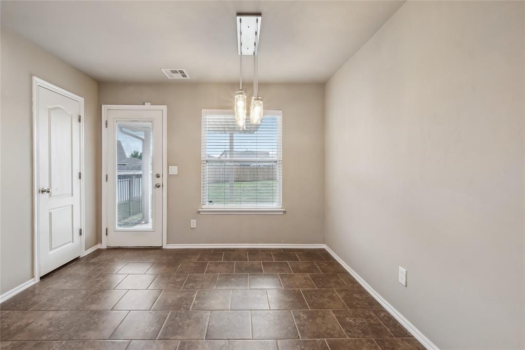 8520 Sw 44th Court Property Photo 12