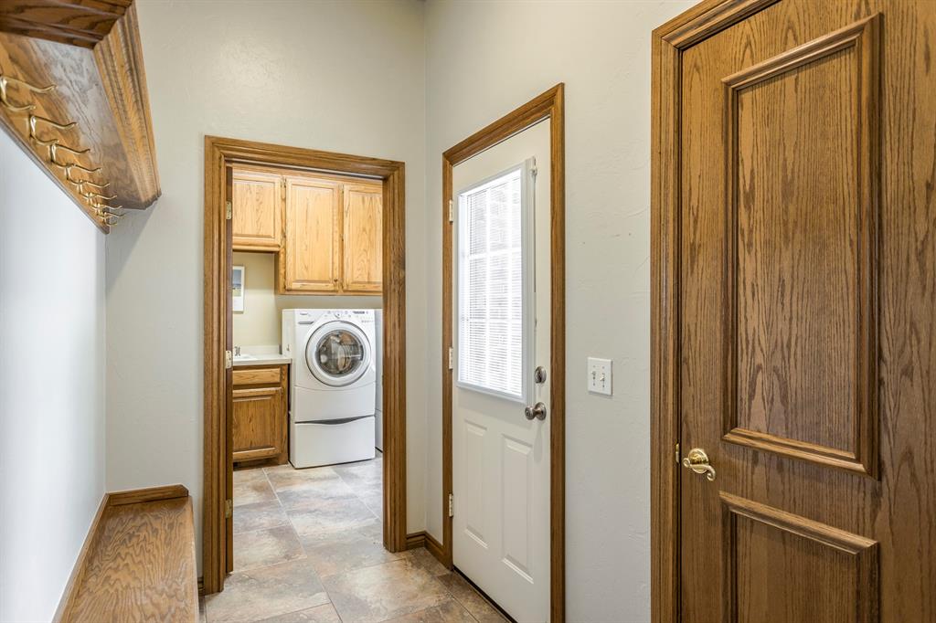 23250 Running Deer Trail Property Photo 26