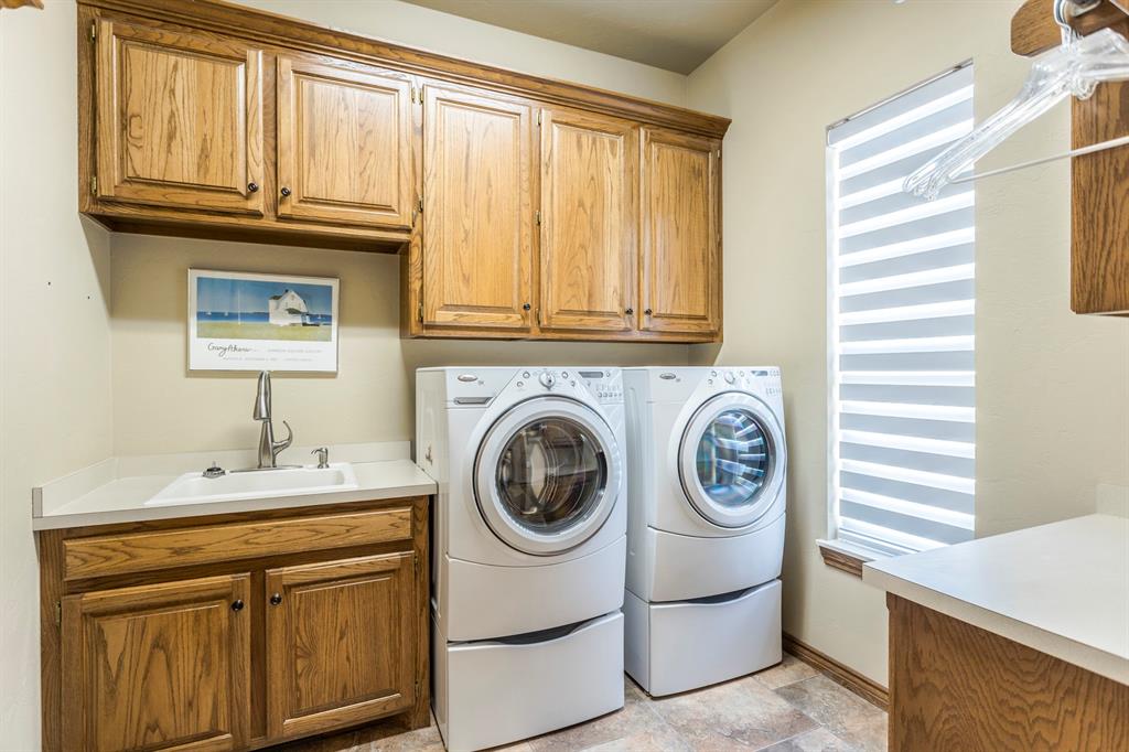 23250 Running Deer Trail Property Photo 27