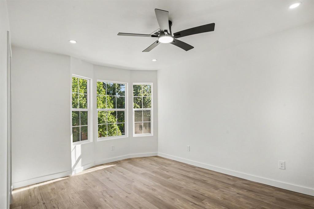 6500 N Grand Boulevard 126 Property Photo 14