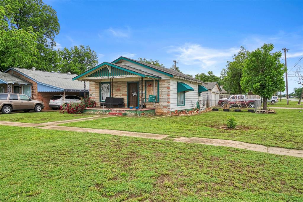 400 E Liveoak Street Property Photo