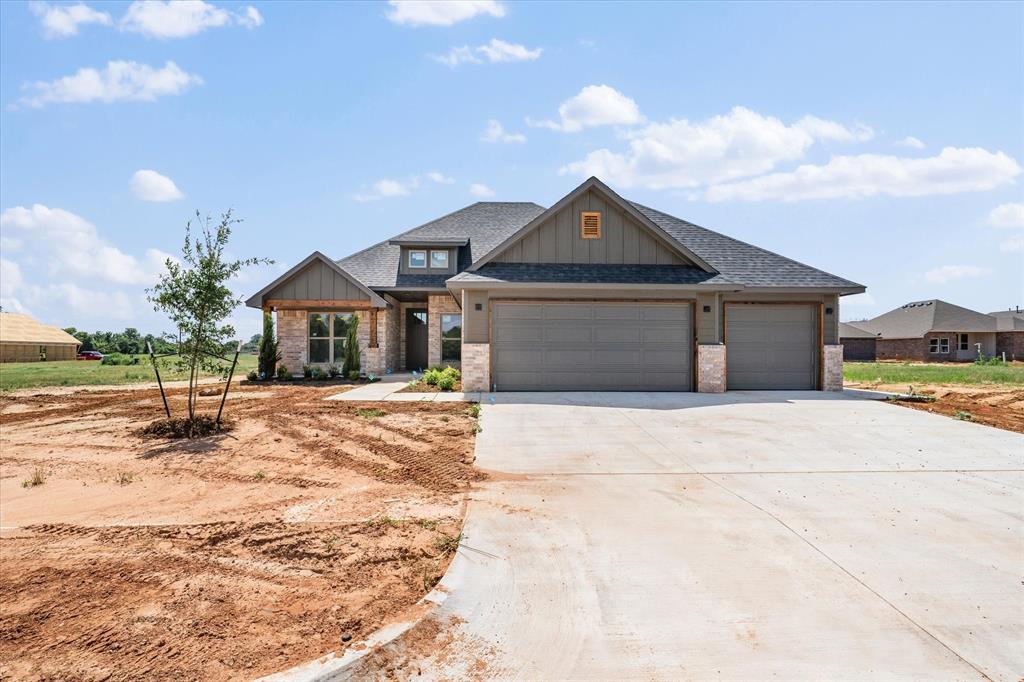 5101 Vine Cliff Road Property Photo 1