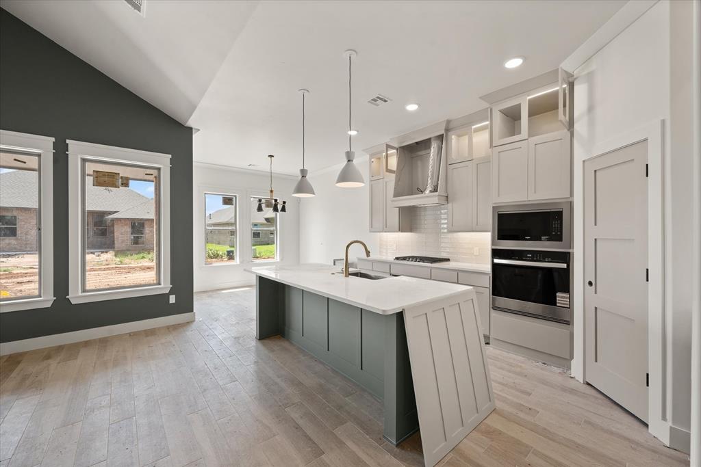 5101 Vine Cliff Road Property Photo 8