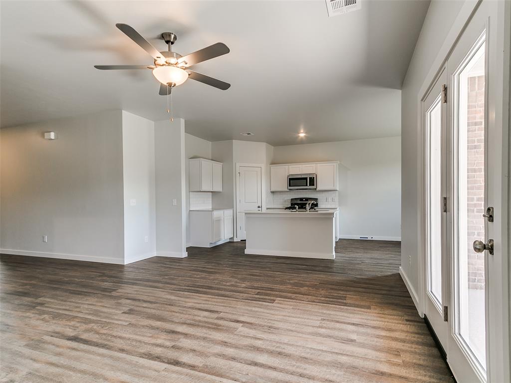 13157 Huntington Drive Property Photo 11