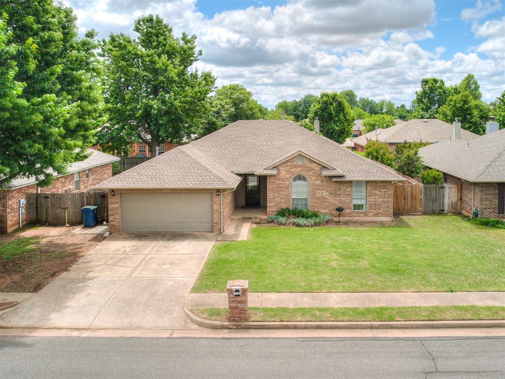 1225 Capitol Drive Property Photo