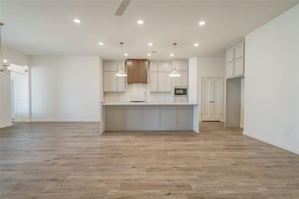 6513 Nw 145th Street Property Photo 15