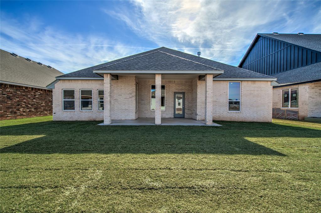 6513 Nw 145th Street Property Photo 45