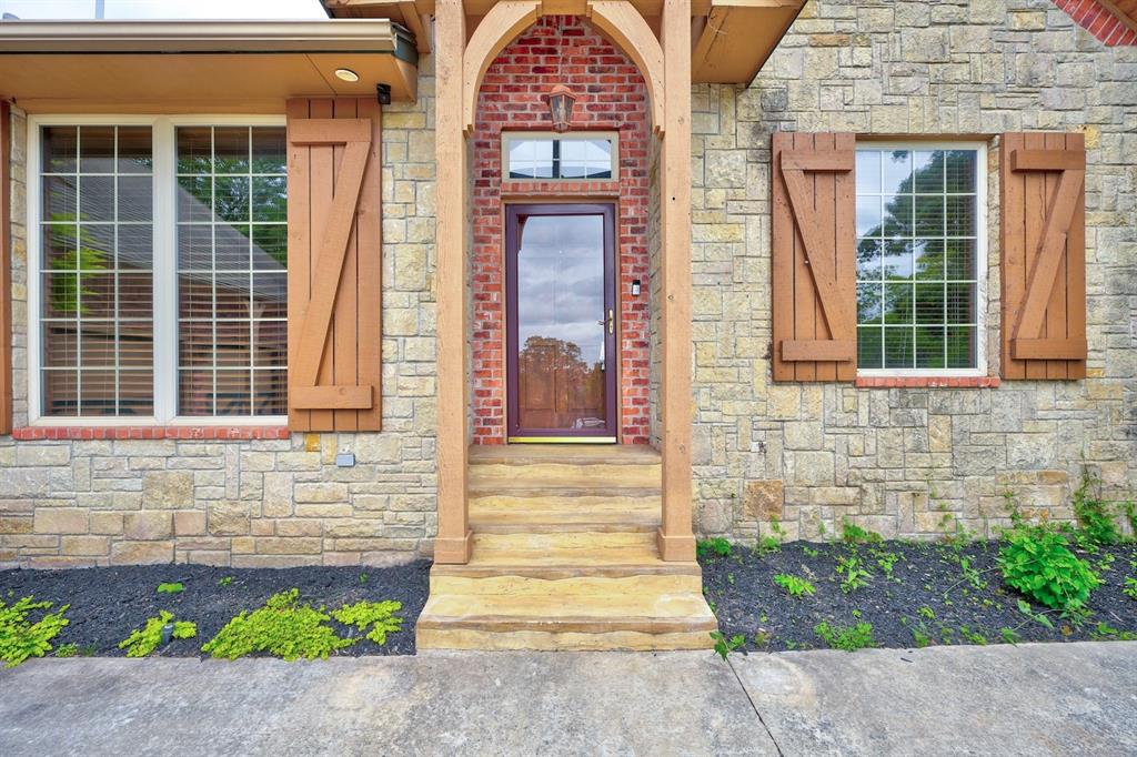 6205 Valley Ridge Drive Property Photo 6