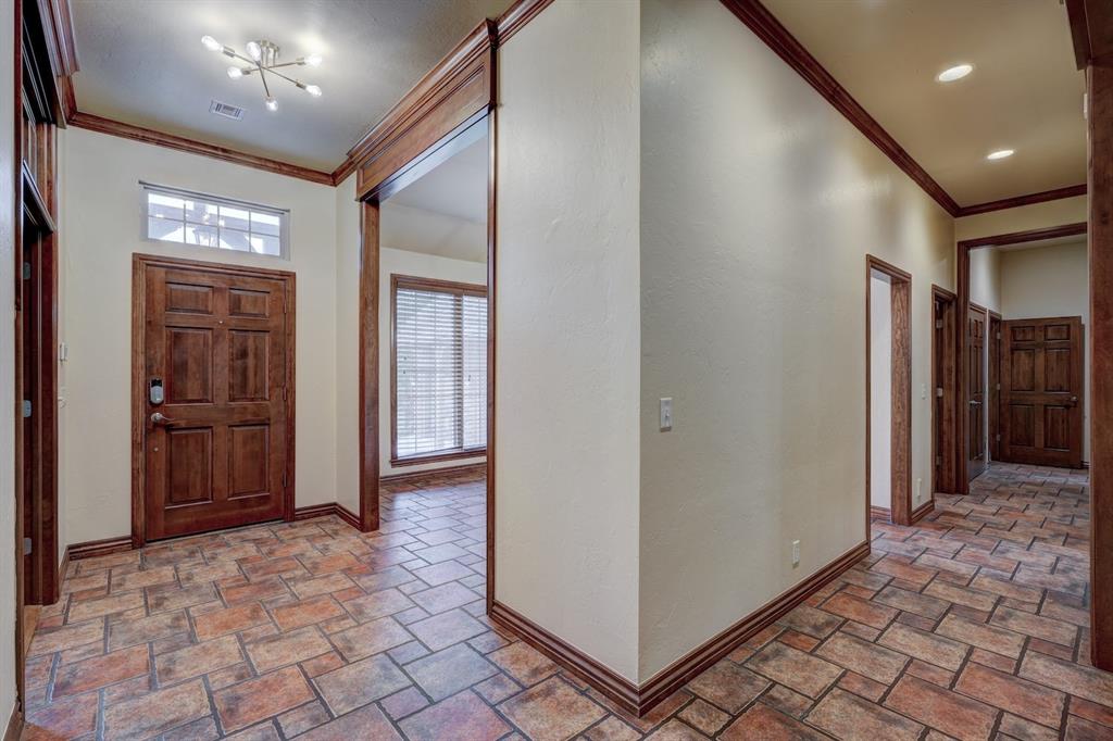 6205 Valley Ridge Drive Property Photo 7