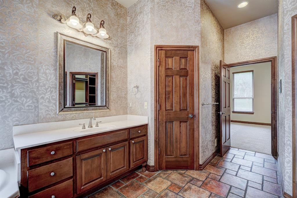6205 Valley Ridge Drive Property Photo 34