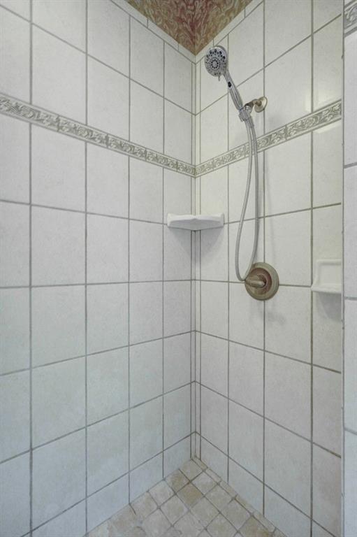 6205 Valley Ridge Drive Property Photo 36