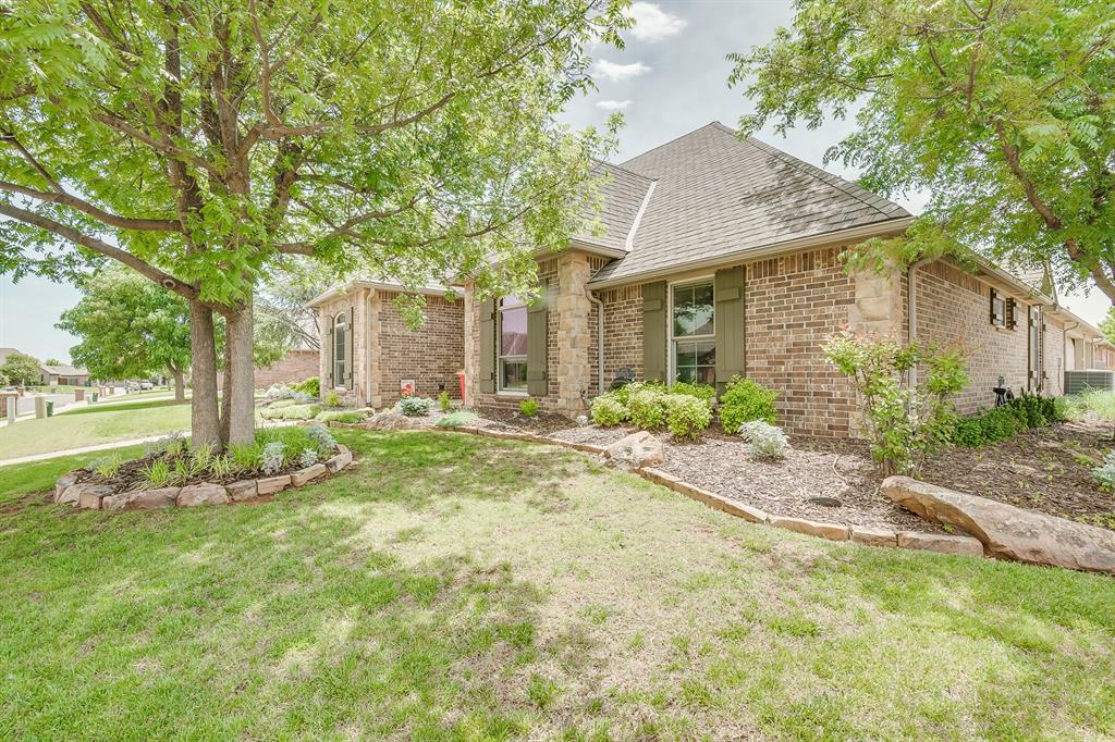 740 Northern Dancer Drive Property Photo