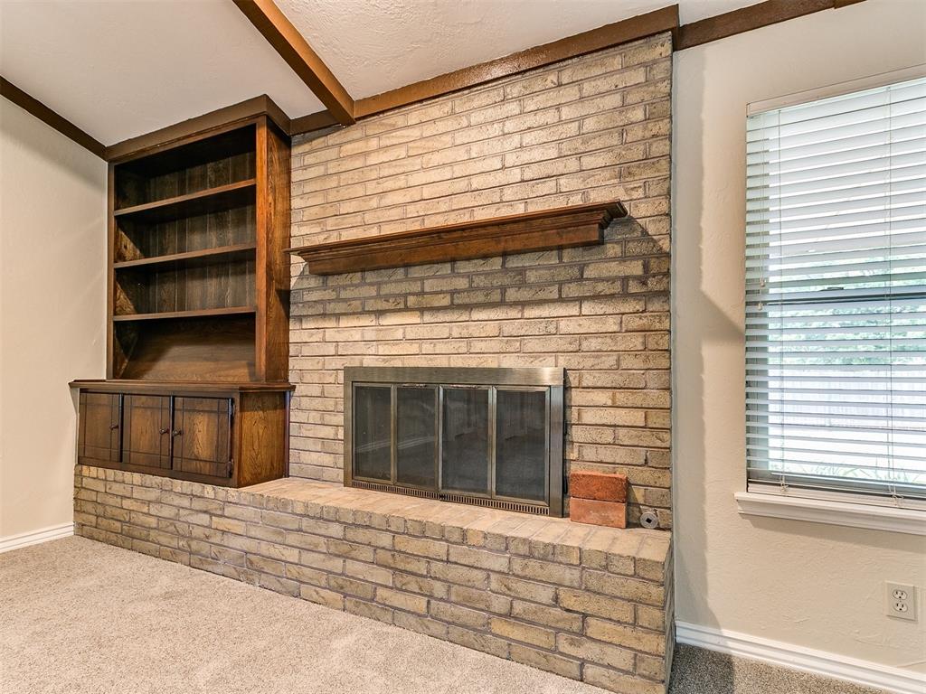 3317 Hunting Hawk Circle Property Photo 4
