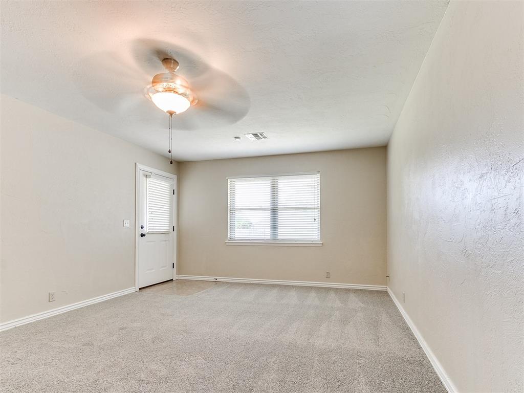 3317 Hunting Hawk Circle Property Photo 14