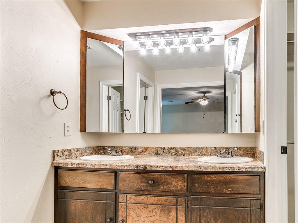 3317 Hunting Hawk Circle Property Photo 20