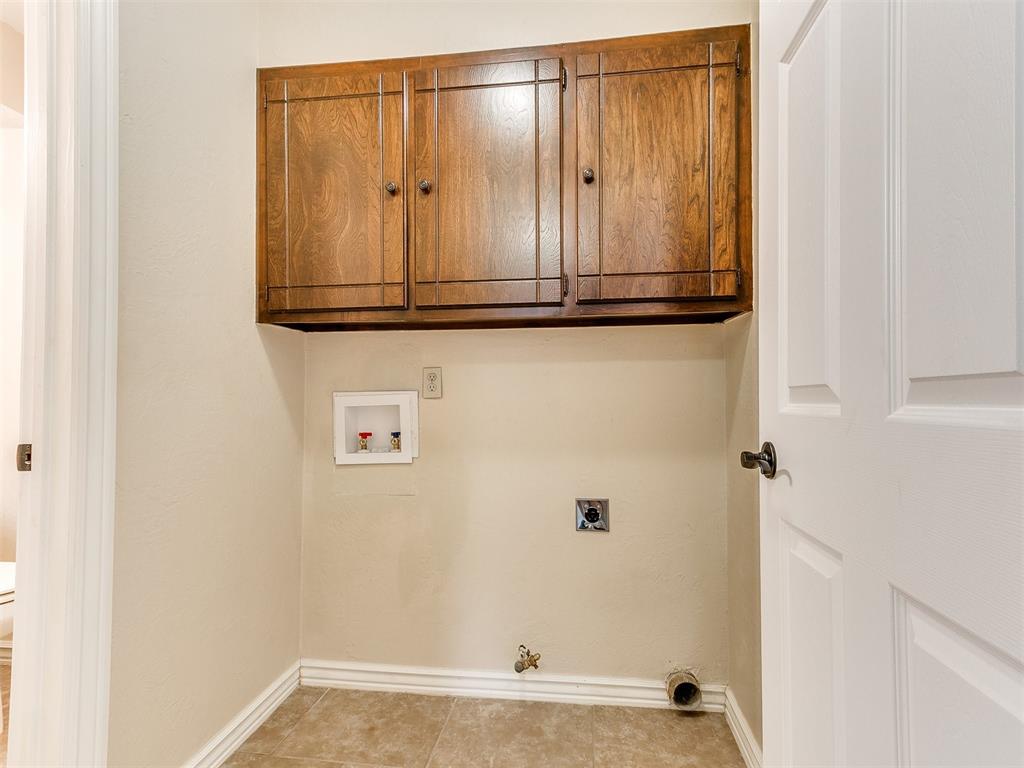 3317 Hunting Hawk Circle Property Photo 32