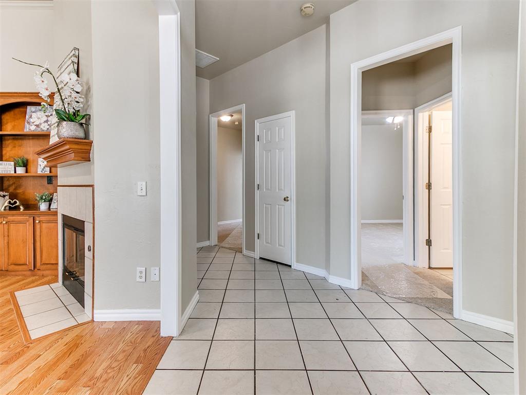 15524 Swallowtail Drive Property Photo 6