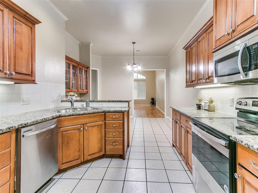 15524 Swallowtail Drive Property Photo 17