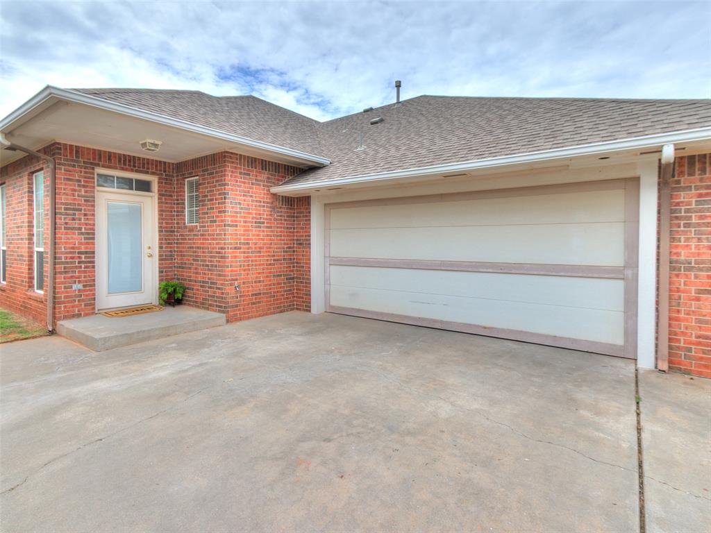 15524 Swallowtail Drive Property Photo 42