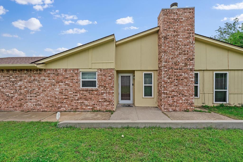 317 Sw 92nd Street Property Photo