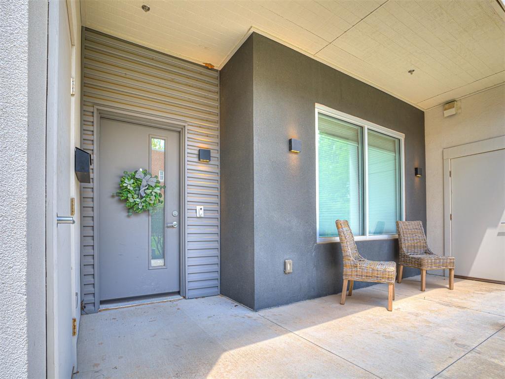 435 Nw 12 Street C Property Photo 6